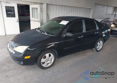 2007 Ford Focus Zx4/S/Se/Ses from USA, damaged, VIN 1FAHP34N87W247124